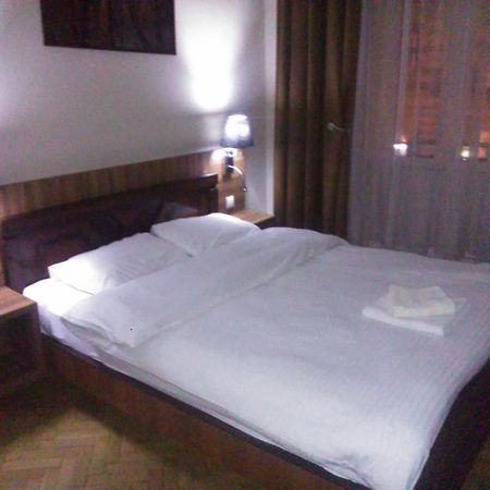 Hotel Nice Τυφλίδα Εξωτερικό φωτογραφία